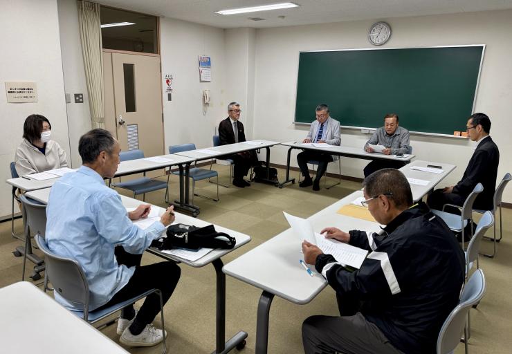 毎月開催している摂津市陸上競技連盟の理事会の様子。