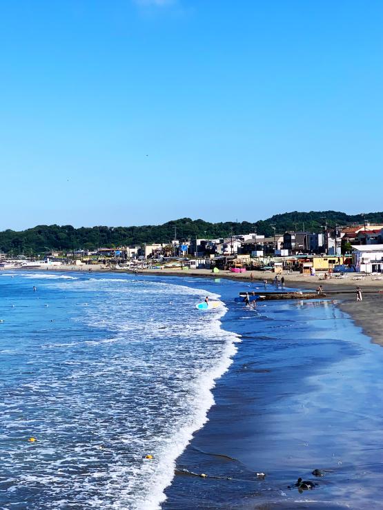 【朝×海の家】山と海をつなぐビーチハウストレイル