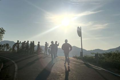 えもと塾主催　野辺山合宿　マラソンシーズンに向け走り込み