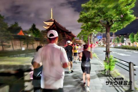 夜の京都を駆け抜ける！初夏の下京区一周 遠足ラン17キロ【サトウ練習会】