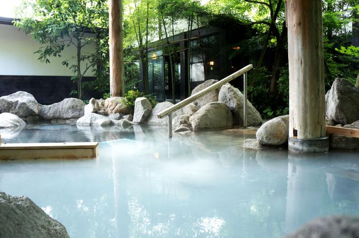 疲れた脚に、ご褒美を。  気泡風呂で血行促進。  疲れもすっきり。
