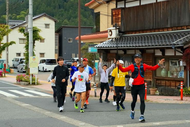 わかてつハーフ2026若桜駅にゴール