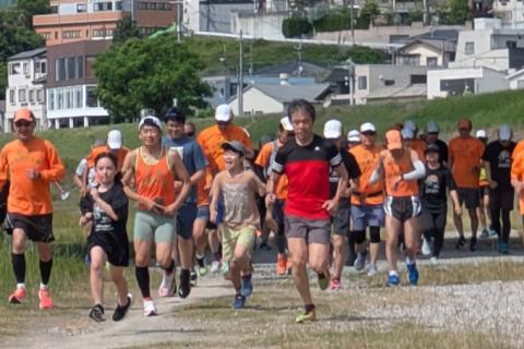 【無料体験】一人より仲間で走るのが楽しい！走ろう会はスマイルラン！