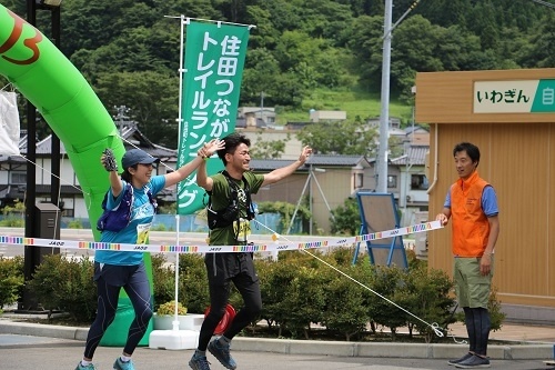 前年度開催のプレ大会、参加者ゴール時の様子